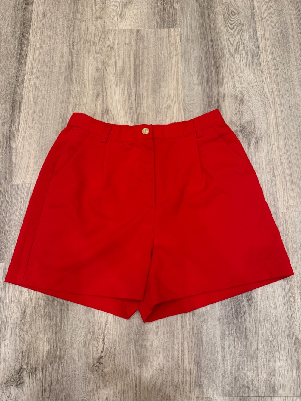 Draper James Red High Waisted Pleated Shorts L Lined